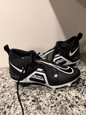 Brand NEW Nike Men’s Menace Pro 3 Black White